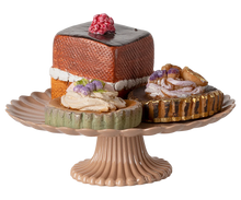 Load image into Gallery viewer, Maileg Cakes &amp; Cake Stand