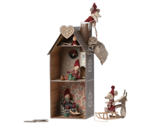 Load image into Gallery viewer, Maileg Gingerbread Doll House