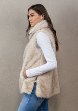 Load image into Gallery viewer, Vintage Cream Fur Vest