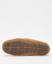 Load image into Gallery viewer, Barbour Men&#39;s Monty Slipper | Camel