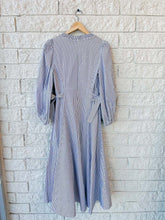 Load image into Gallery viewer, Hunter Bell Vera Dress | Bell In Blue